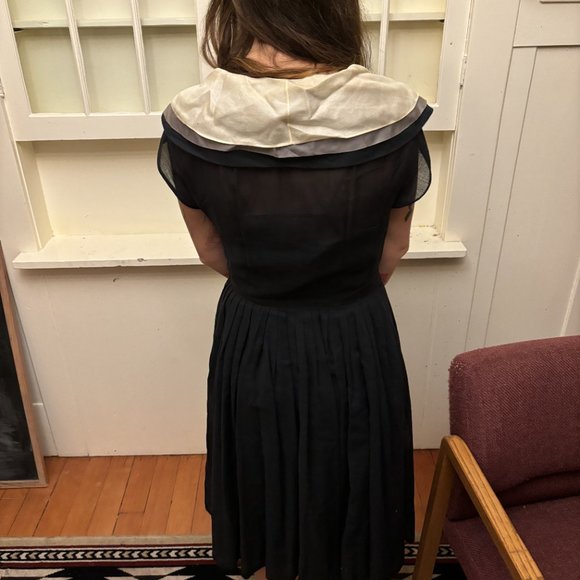 Vintage I. Magnin & Co. Black Collared Dress - Picture 2 of 3